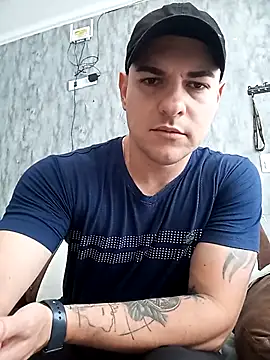 Snapshot of sigma358 chatting on 09/18/25, 04:20 sigma358 online show from 09/18/25, 04:20