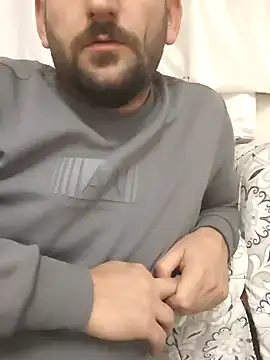 Snapshot of mertBy chatting on 01/20/25, 10:26 mertBy online show from 01/20/25, 10:26