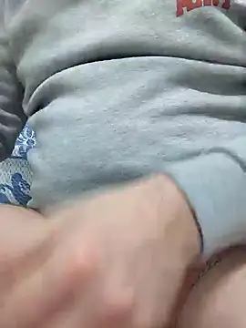 Snapshot of mertBy chatting on 02/03/25, 07:52 mertBy online show from 02/03/25, 07:52