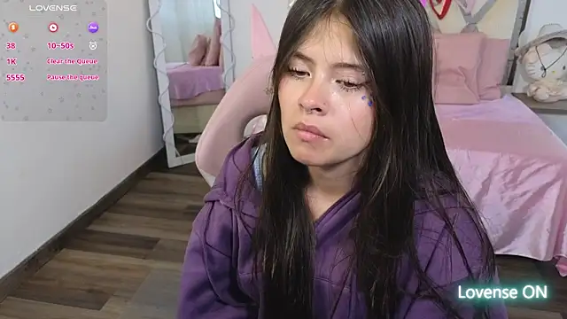 Snapshot of kittystart_tay chatting on 02/20/25, 07:08 kittystart tay online show from 02/20/25, 07:08