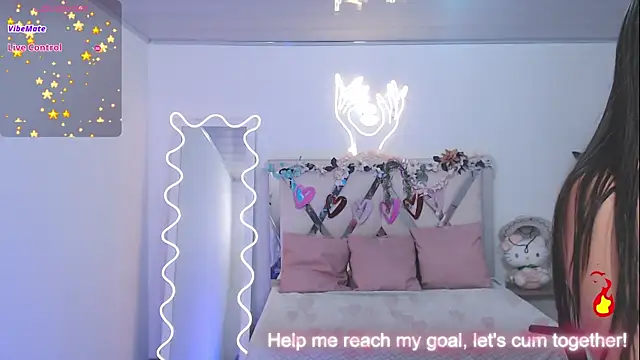 Snapshot of kittystart_tay chatting on 03/22/25, 01:32 kittystart tay online show from 03/22/25, 01:32