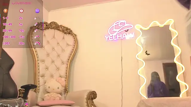 Snapshot of kittystart_tay chatting on 11/07/25, 11:43 kittystart tay online show from 11/07/25, 11:43