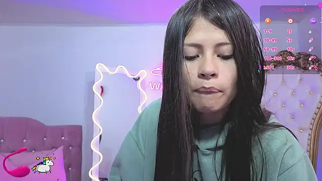 Snapshot of kittystart_tay chatting on 11/25/25, 11:43 kittystart tay online show from 11/25/25, 11:43