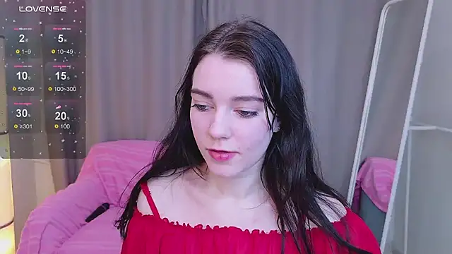 Lana  Cute  online show from 03/07/25, 12:01