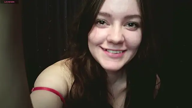 Lana  Cute  online show from 11/24/25, 01:00