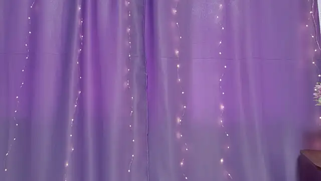 Lana  Cute  online show from 05/20/26, 02:23