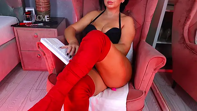 AQueenMonica online show from 11/10/25, 04:33