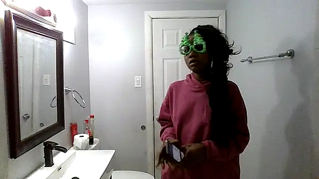 Snapshot of NastyBlackslaveGirl chatting on 12/28/24, 06:06 NastyBlackslaveGirl online show from 12/28/24, 06:06