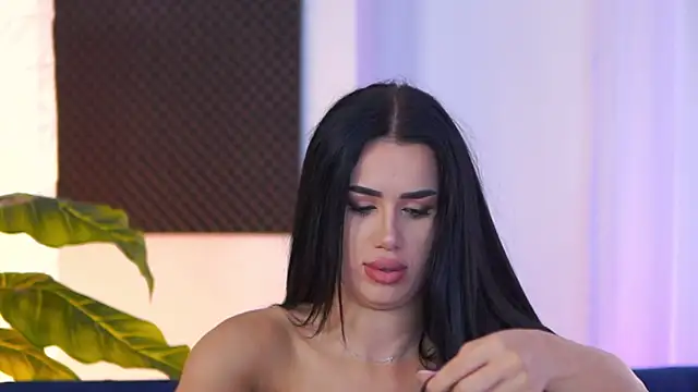 Jenna Day online show from 10/15/25, 08:58