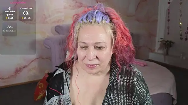 Snapshot of Penelope_Pinky chatting on 11/29/25, 08:06 Penelope Pinky online show from 11/29/25, 08:06