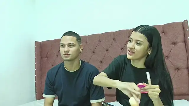 Snapshot of lau_hotfox chatting on 03/14/25, 01:48 lau hotfox online show from 03/14/25, 01:48