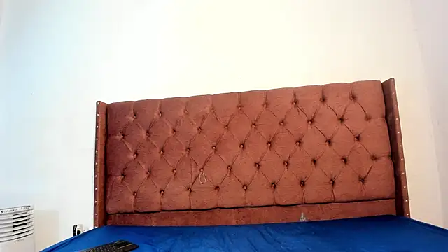 lau hotfox online show from 11/27/25, 12:56