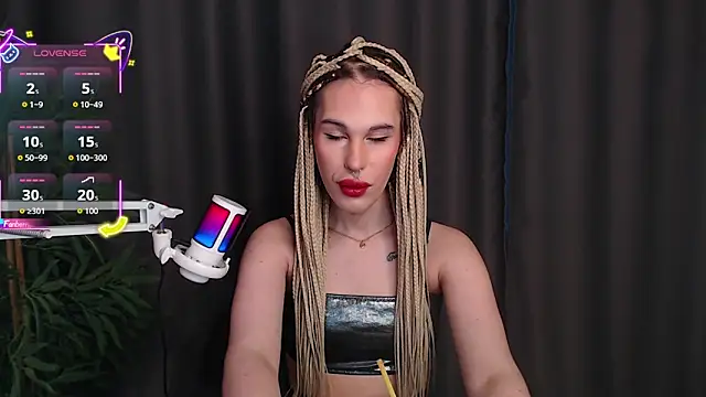 Cassie Bae online show from 12/19/25, 08:32