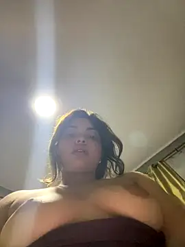 Nicollygriu online show from 10/07/25, 01:58