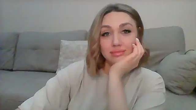 Snapshot of VickyLove047 chatting on 01/09/25, 05:23 VickyLove047 online show from 01/09/25, 05:23