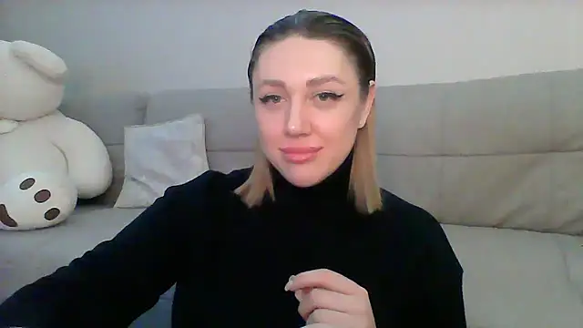 Snapshot of VickyLove047 chatting on 02/19/25, 08:10 VickyLove047 online show from 02/19/25, 08:10