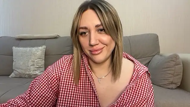 VickyLove047 online show from 11/15/25, 06:11