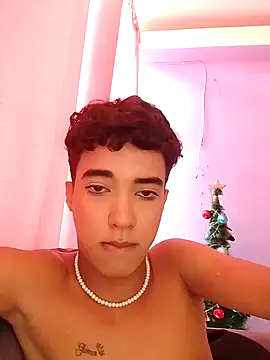 Hot kleo online show from 01/06/25, 09:32