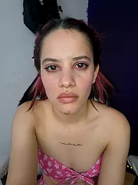 franchezkavegaaa online show from 02/06/25, 05:40