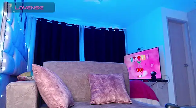 Snapshot of _Valery_tw chatting on 03/07/25, 08:44 Valery tw online show from 03/07/25, 08:44