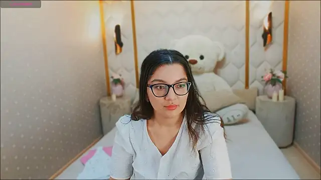 Snapshot of ZarifaBev chatting on 12/26/24, 08:32 ZarifaBev online show from 12/26/24, 08:32