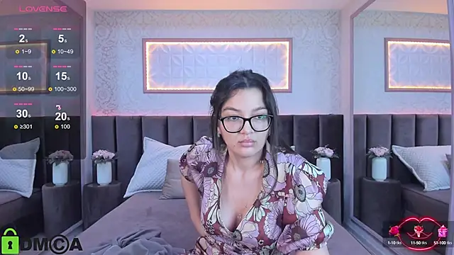 Snapshot of ZarifaBev chatting on 02/05/25, 01:15 ZarifaBev online show from 02/05/25, 01:15