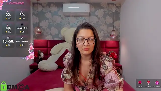 Snapshot of ZarifaBev chatting on 02/20/25, 12:19 ZarifaBev online show from 02/20/25, 12:19