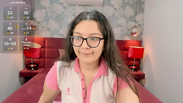 Snapshot of ZarifaBev chatting on 11/22/25, 08:46 ZarifaBev online show from 11/22/25, 08:46