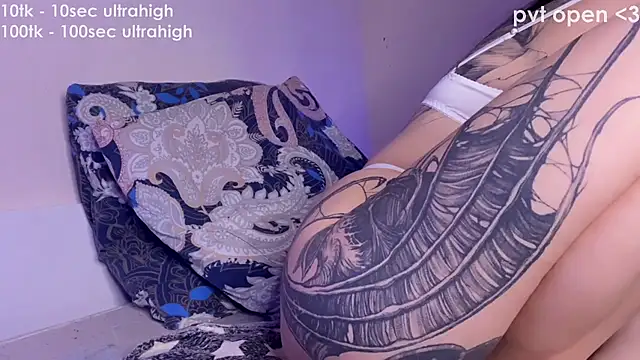  xxtina online show from 10/30/25, 05:53