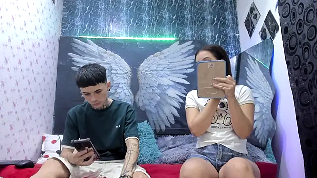 Snapshot of exotic_hot_couple chatting on 04/18/26, 10:10 exotic hot couple online show from 04/18/26, 10:10