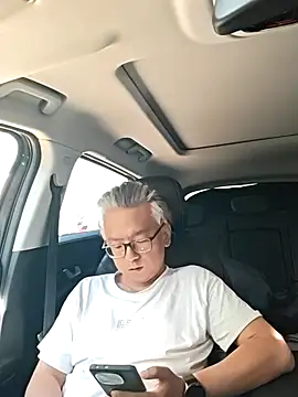 leoUSIR online show from 04/27/26, 07:06