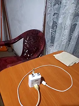 Snapshot of shenLytle chatting on 09/16/25, 07:37 shenLytle online show from 09/16/25, 07:37