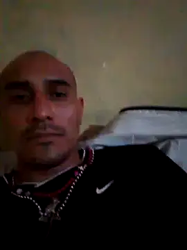 Snapshot of NewBe9D9 chatting on 03/09/25, 02:21 NewBe9D9 online show from 03/09/25, 02:21