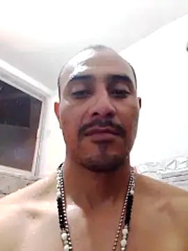 Snapshot of NewBe9D9 chatting on 02/21/26, 03:29 NewBe9D9 online show from 02/21/26, 03:29