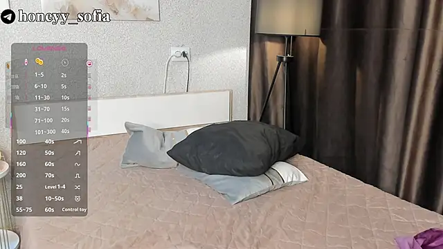 Snapshot of sweete_sofia chatting on 02/28/25, 05:48 sweete sofia online show from 02/28/25, 05:48