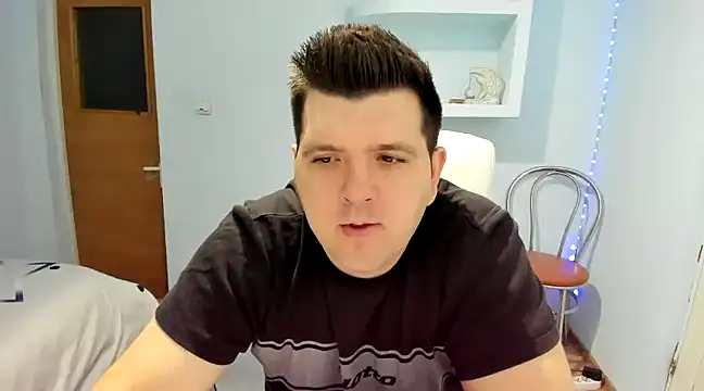 Snapshot of JasonJacks chatting on 12/17/24, 03:17 JasonJacks online show from 12/17/24, 03:17