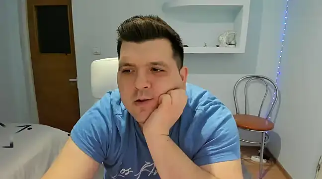Snapshot of JasonJacks chatting on 01/01/25, 04:18 JasonJacks online show from 01/01/25, 04:18