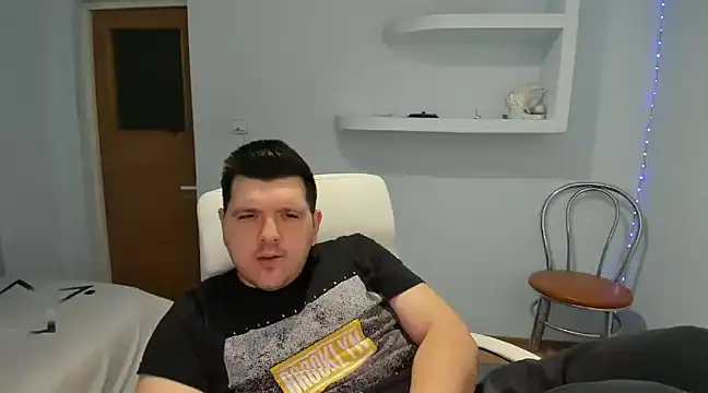 Snapshot of JasonJacks chatting on 01/06/25, 02:14 JasonJacks online show from 01/06/25, 02:14