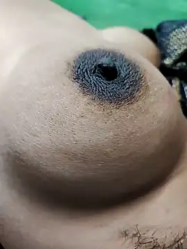 Snapshot of Laxmi_bhabhi chatting on 12/31/24, 11:49 Laxmi bhabhi online show from 12/31/24, 11:49