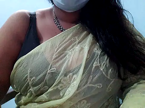 Snapshot of Tamilsathya2024 chatting on 01/05/25, 01:15 Tamilsathya2024 online show from 01/05/25, 01:15