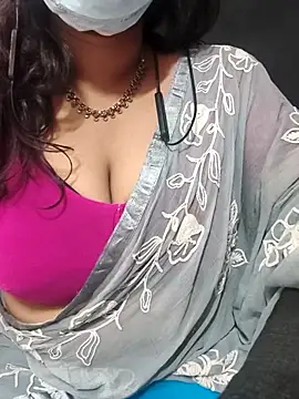 Snapshot of Tamilsathya2024 chatting on 10/30/25, 02:35 Tamilsathya2024 online show from 10/30/25, 02:35