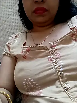 Snapshot of sunita-doll chatting on 09/12/25, 02:00 sunita-doll online show from 09/12/25, 02:00