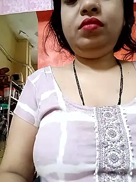 Snapshot of sunita-doll chatting on 10/16/25, 01:50 sunita-doll online show from 10/16/25, 01:50