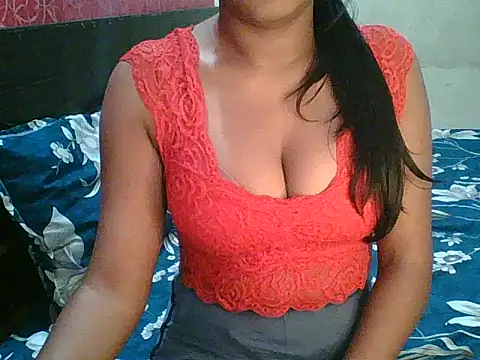 Snapshot of hot__surbhi chatting on 10/30/25, 06:52 hot  surbhi online show from 10/30/25, 06:52