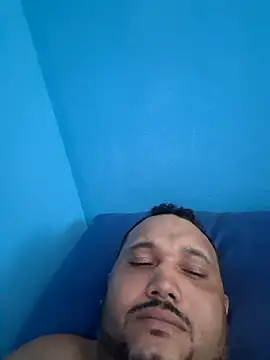 Snapshot of alexjs84 chatting on 12/22/24, 04:06 alexjs84 online show from 12/22/24, 04:06