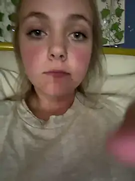 lilabigtits online show from 10/22/25, 08:19