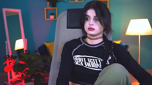 Snapshot of JadeCastle_ chatting on 10/06/25, 05:21 JadeCastle online show from 10/06/25, 05:21