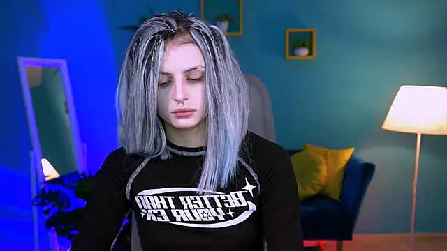 Snapshot of JadeCastle_ chatting on 11/05/25, 03:50 JadeCastle online show from 11/05/25, 03:50