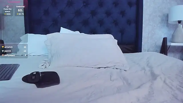 Snapshot of hotmature1 chatting on 01/15/25, 02:24 hotmature1 online show from 01/15/25, 02:24