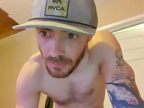 Snapshot of Huntzg23 chatting on 11/23/25, 09:20 Huntzg23 online show from 11/23/25, 09:20